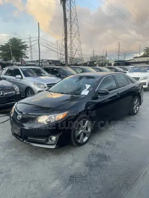 Toyota Camry SE V6 4dr Sedan (3.5L 6cyl 6A) 2013 Gray