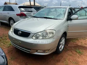 Toyota Corolla 2004 Gray