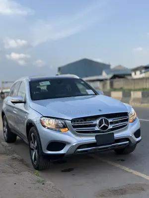 Mercedes-Benz GLC-Class 2018 Silver