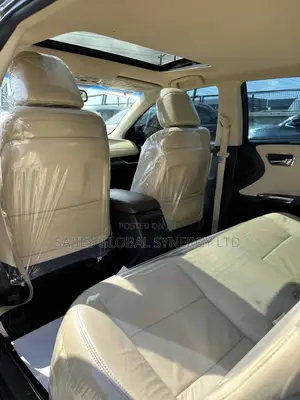 Toyota Avalon XLE Premium 4dr Sedan (3.5L 6cyl 6A) 2014 Green