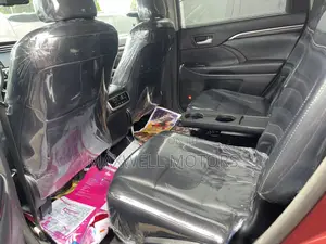 Toyota Highlander Limited V6 4x4 (3.5L 6cyl 6A) 2016 Maroon