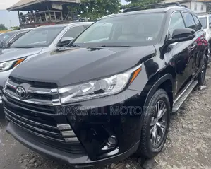 Toyota Highlander XLE V6 4x4 (3.5L 6cyl 6A) 2016 Black