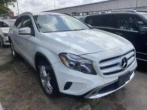 Mercedes-Benz GLA 250 2016 White