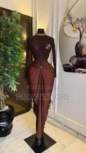 Elegant Brown Lace Top Skirt Two-Piece Set – Luxury Women’S Outfit