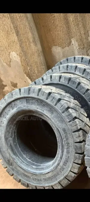 10.00-20 Solid Tire for Forklift
