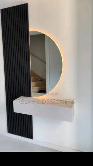 Semi Circular Mirror