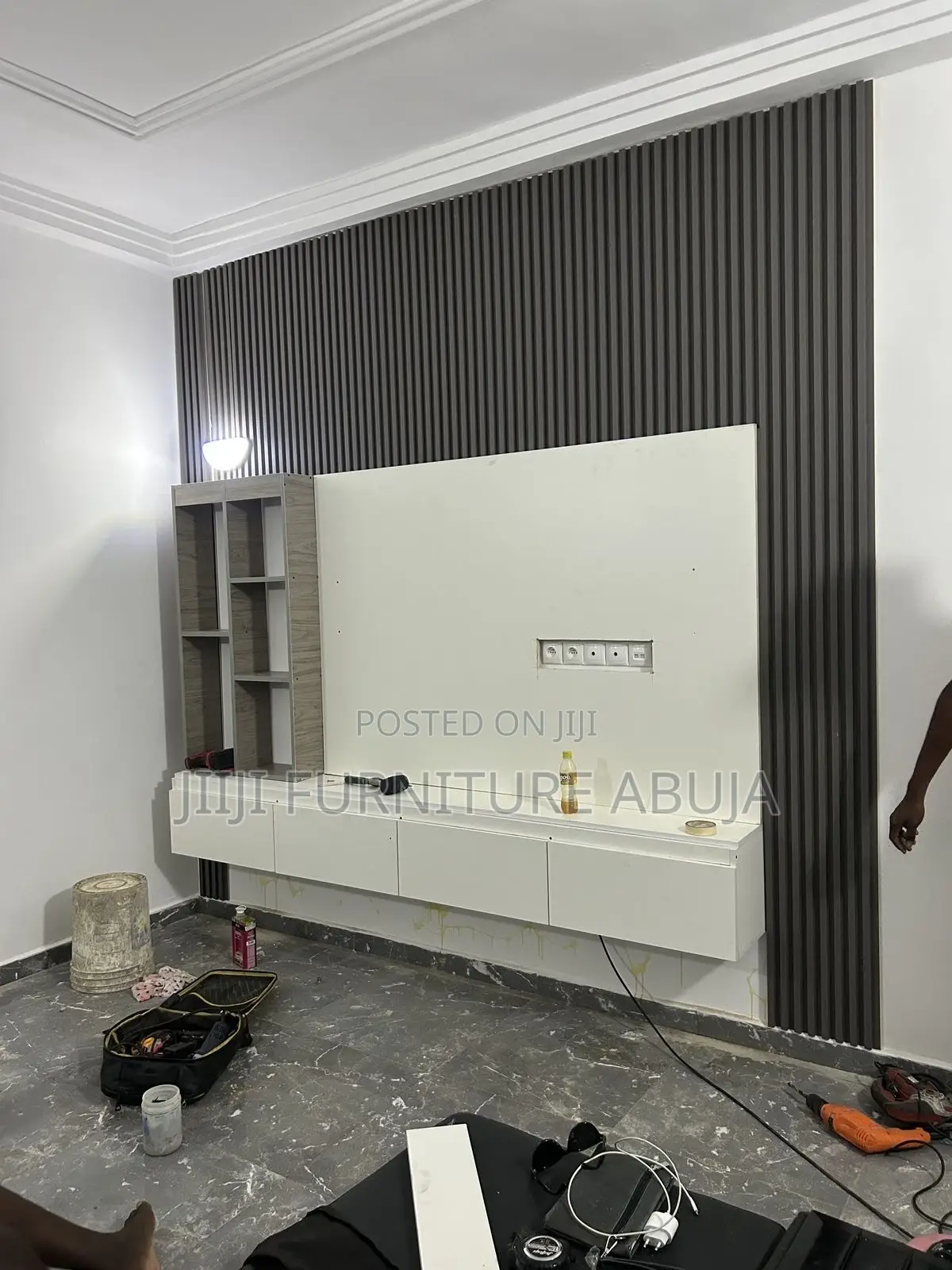 Plain Plain Ash White Tv  Console