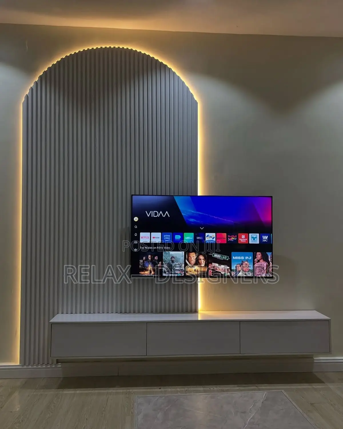 Potable Tv  Console With Arch Design