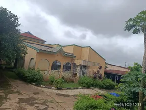 4bdrm Bungalow in Ibadan for sale