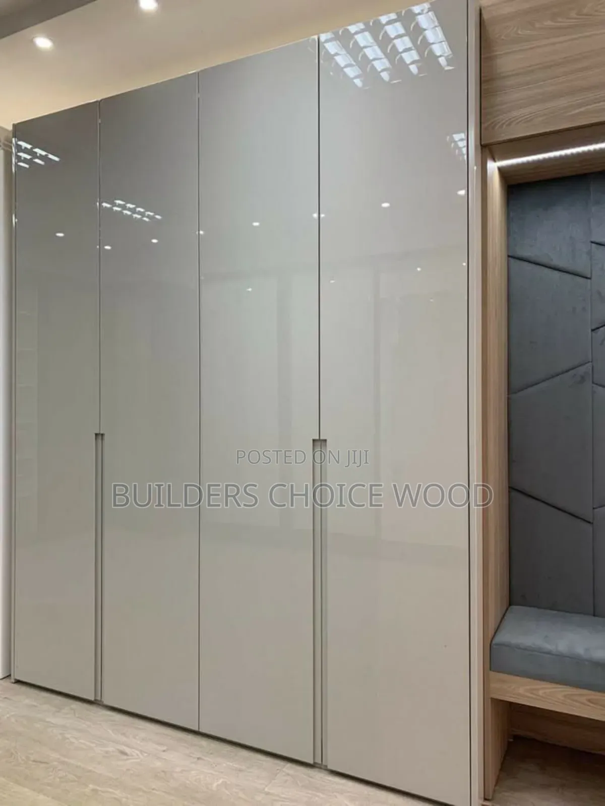 Glossy Wardrobe