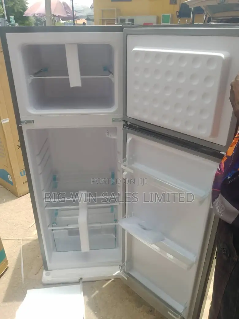 Skyrun Refrigerator 200 Liters