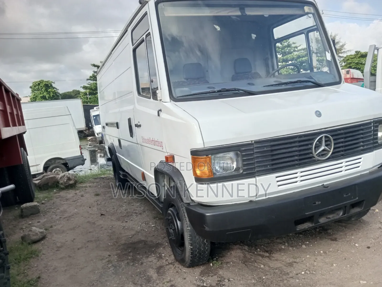 Mercedes Benz=709=Panel
