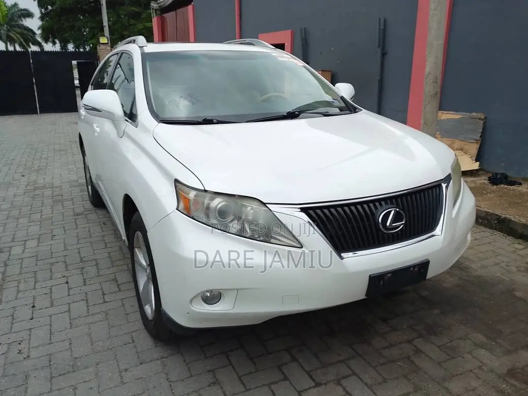 Lexus RX 350 FWD 2012 White
