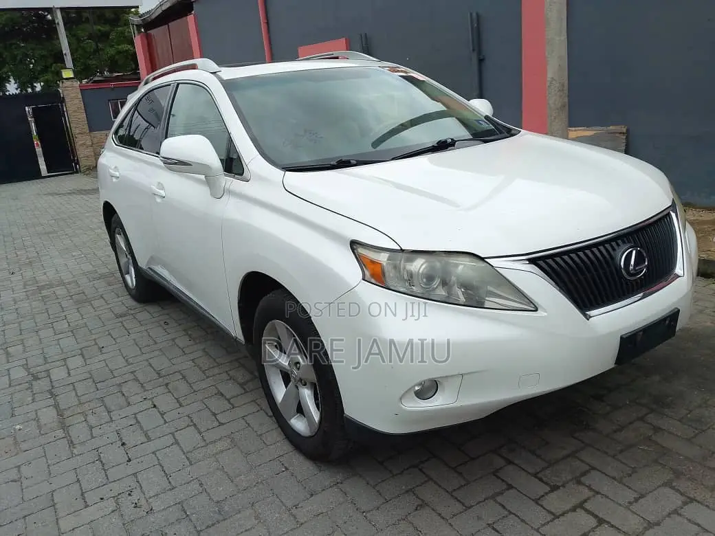 Lexus RX 350 FWD 2012 White
