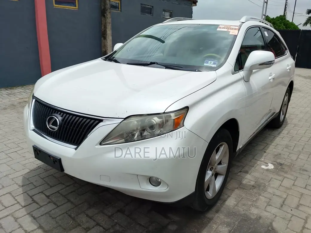 Lexus RX 350 FWD 2012 White