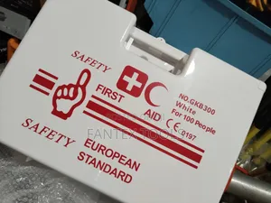 First Aid Kit 100 People.