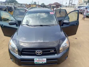 Toyota RAV4 3.5 2010 Gray