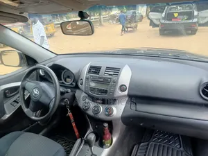 Toyota RAV4 3.5 2010 Gray