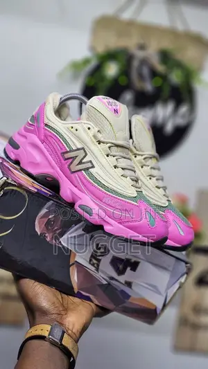 New Balance 1000 in 2 Tune Color