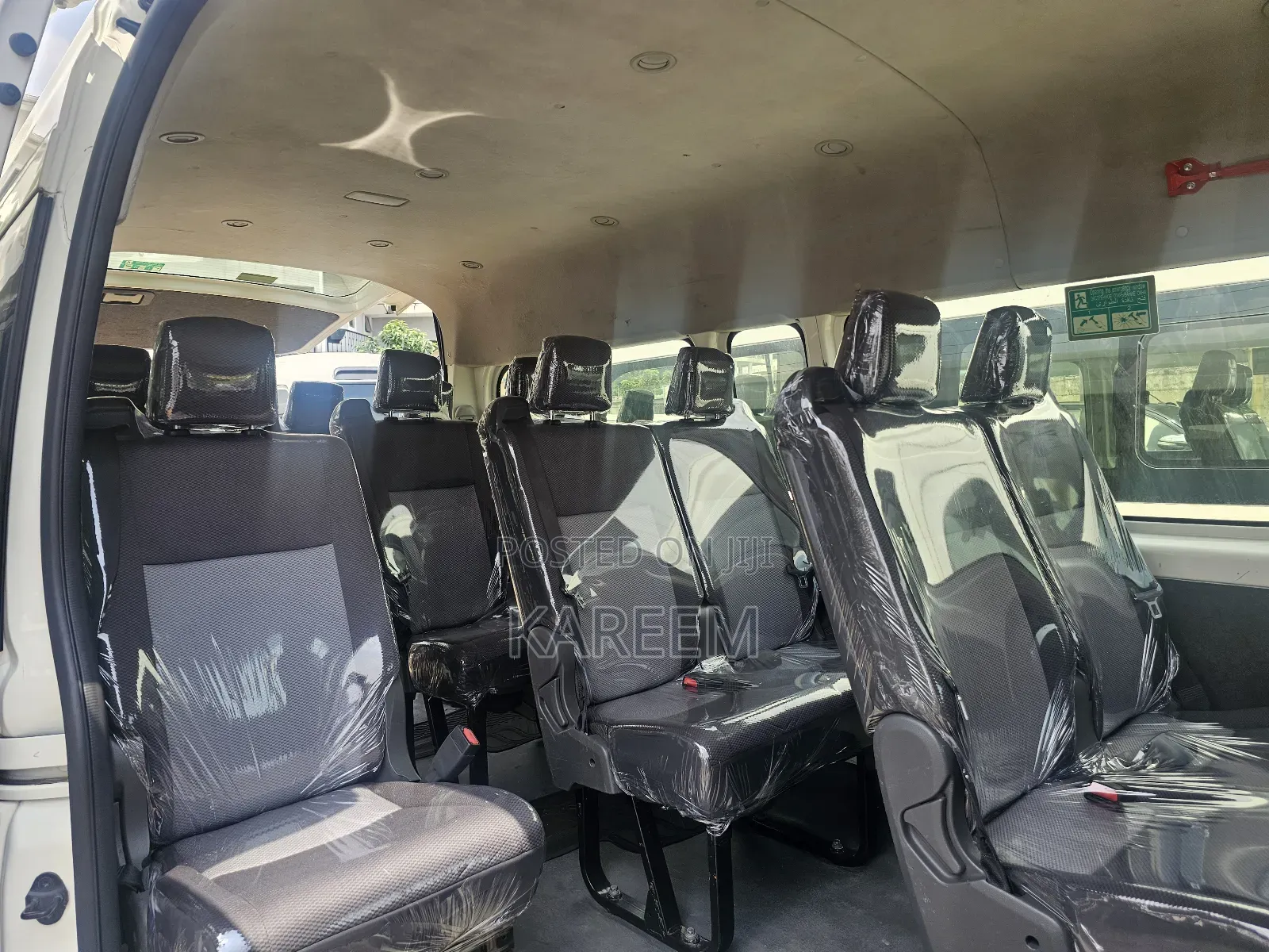 Toyota HiAce 2021 White
