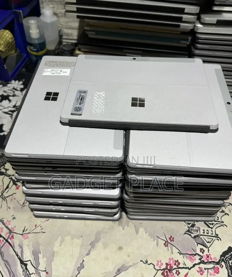 Laptop Microsoft Surface Go 8GB Intel Pentium SSD 128GB