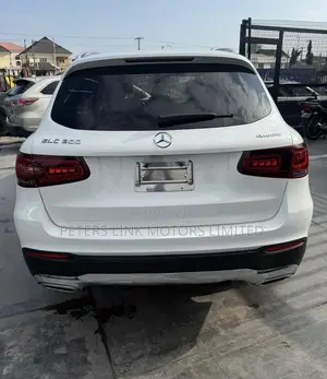 Mercedes-Benz GLC-Class 2021 White