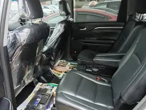 Toyota Highlander 2017 Green
