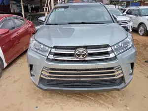 Toyota Highlander 2017 Green