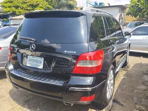 Mercedes-Benz GLK-Class 350 4MATIC 2010 Black