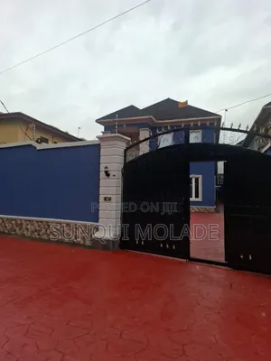 5bdrm Duplex in Omole Phase 2 for rent