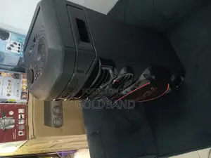 Lg Xboom Rnc7 450w Speaker With Club Lighting Effects