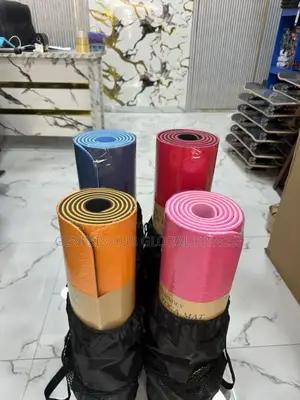Yoga Mat With Carrier Bag (8mm)