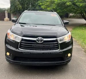 Toyota Highlander XLE 4dr SUV (3.5L 6cyl 6A) 2015 Black