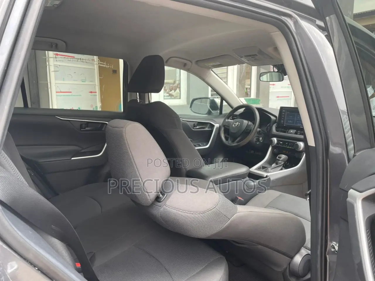 Toyota RAV4 2022 Gray