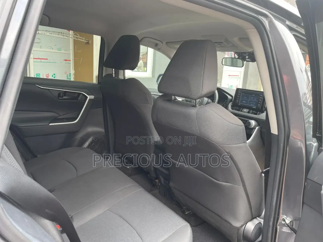 Toyota RAV4 2022 Gray