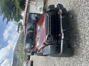 Jeep Wrangler Unlimited Sahara 2011 Burgundy