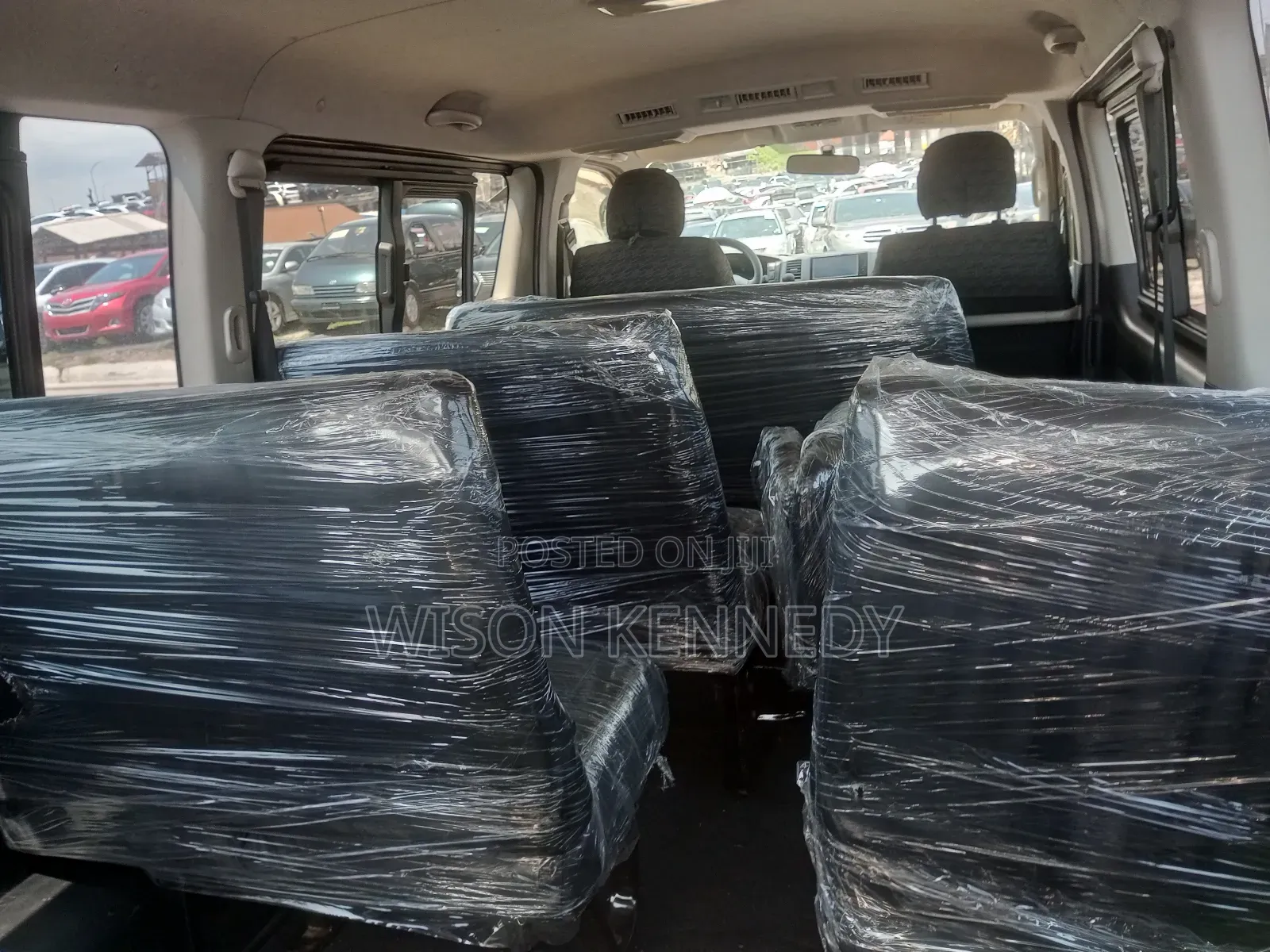Toyota HiAce 2017 White