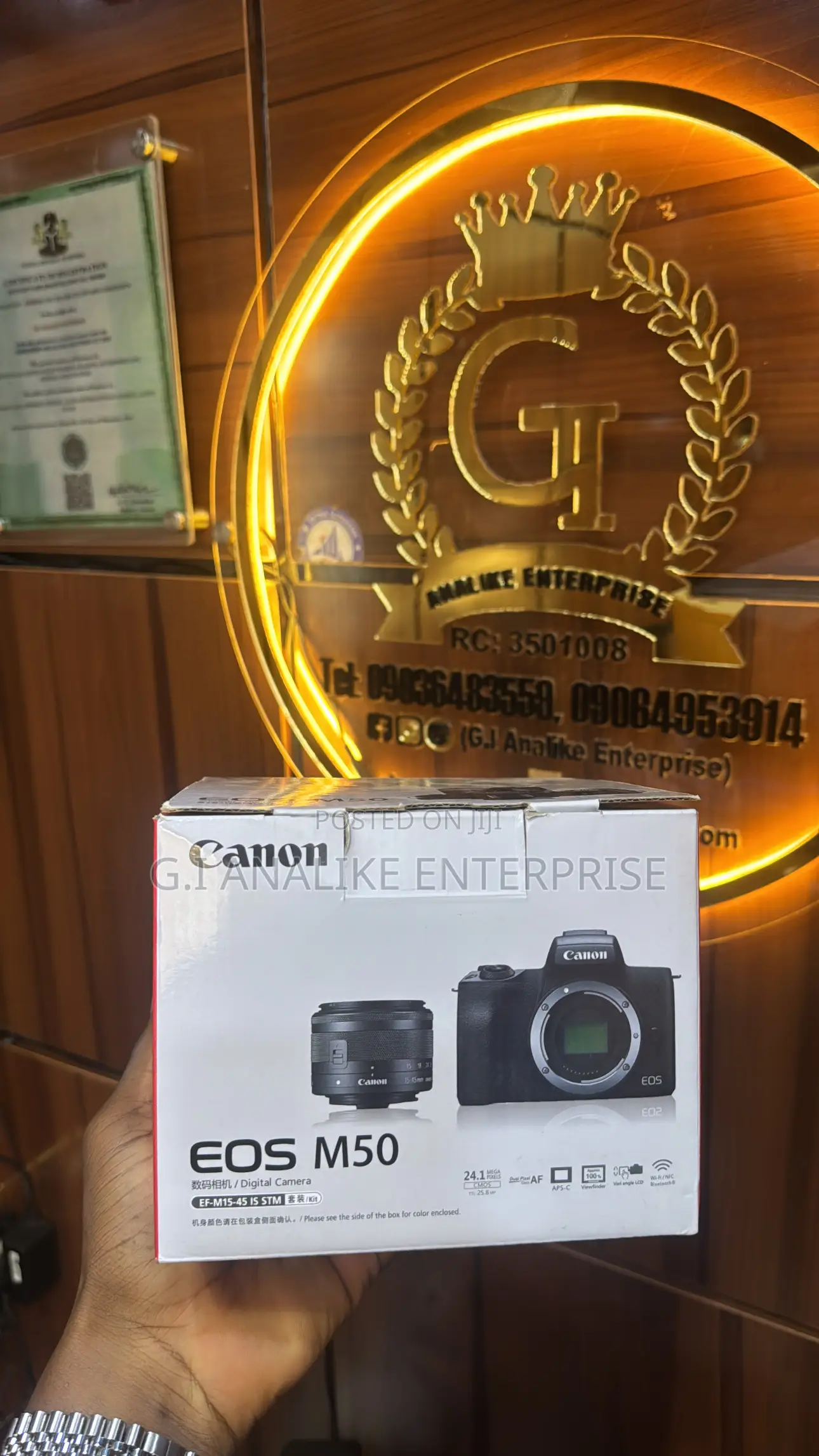 Canon Eos M50 Uhd Camera With 15-45mm Lens