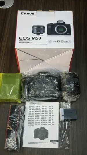 Canon Eos M50 Uhd Camera With 15-45mm Lens