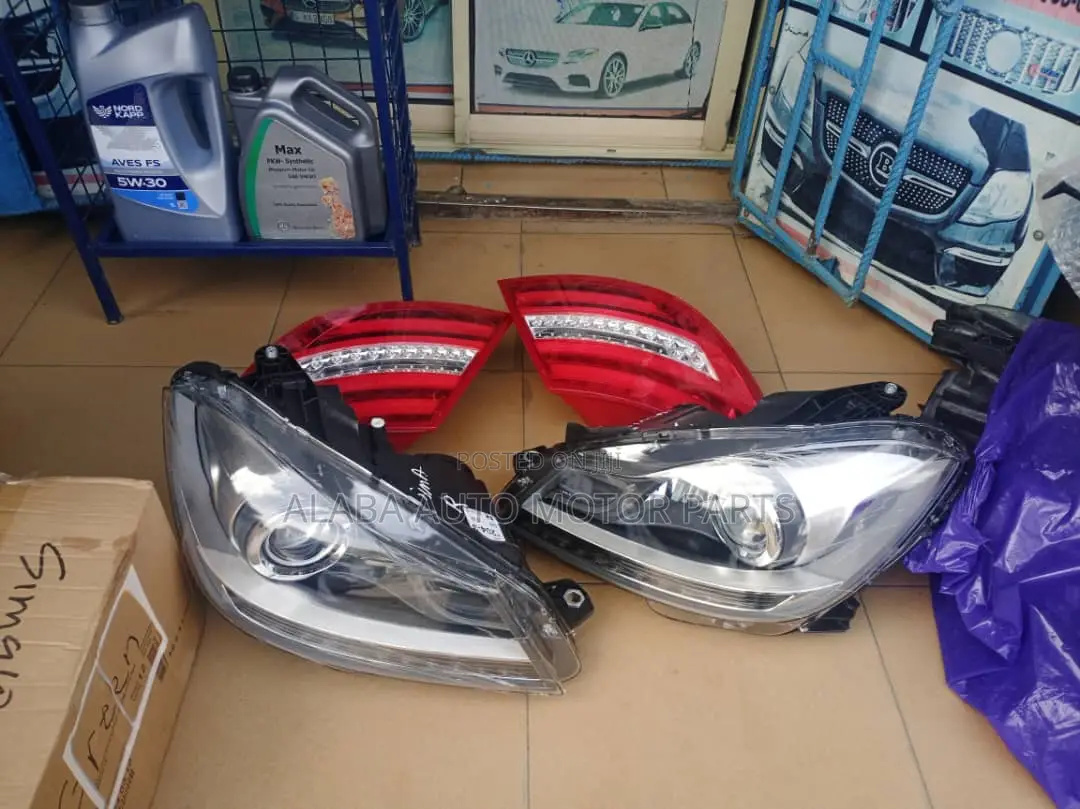 Front Full Light C300 013