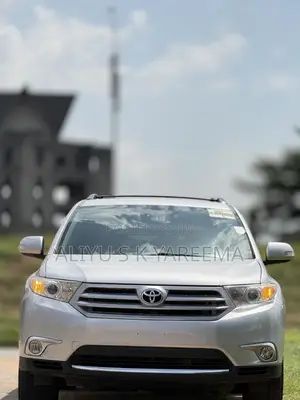 Toyota Highlander Sport 2010 Silver