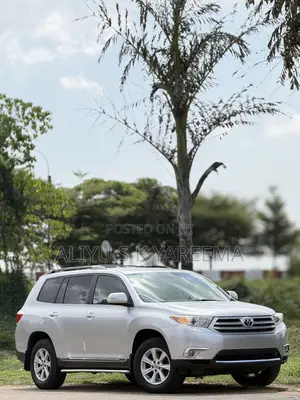 Toyota Highlander Sport 2010 Silver