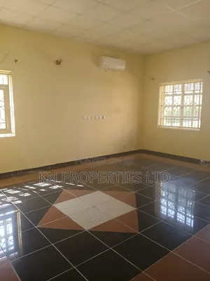 3bdrm Block of Flats in Maitama for rent