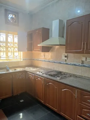 3bdrm Block of Flats in Maitama for rent