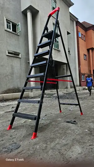 8 Steps Aluminun Black Ladder