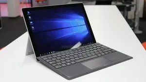 Laptop Microsoft Surface Pro 5 8GB Intel Core i5 SSD 256GB