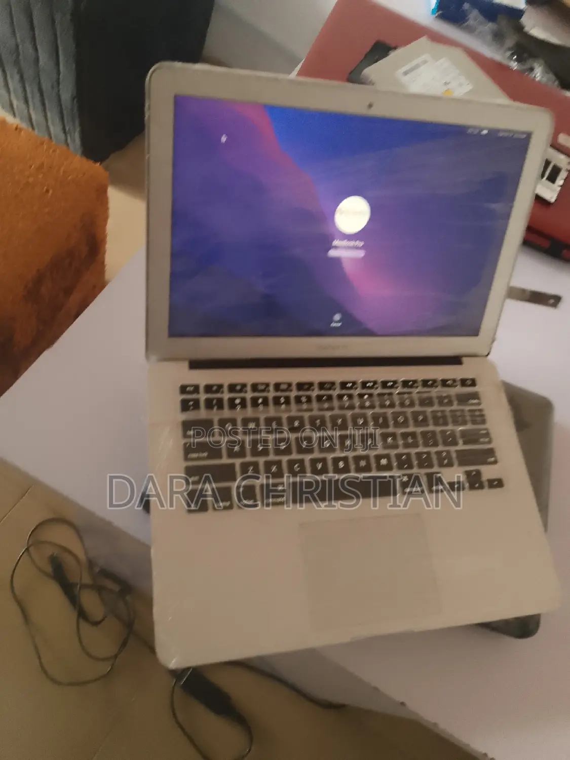 New Laptop Apple MacBook 2015 8GB Intel Core i5 SSD 256GB