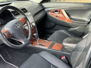 Toyota Camry 2.4 SE Automatic 2008 Black