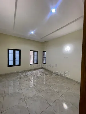 3bdrm Block of Flats in Katampe Main for rent