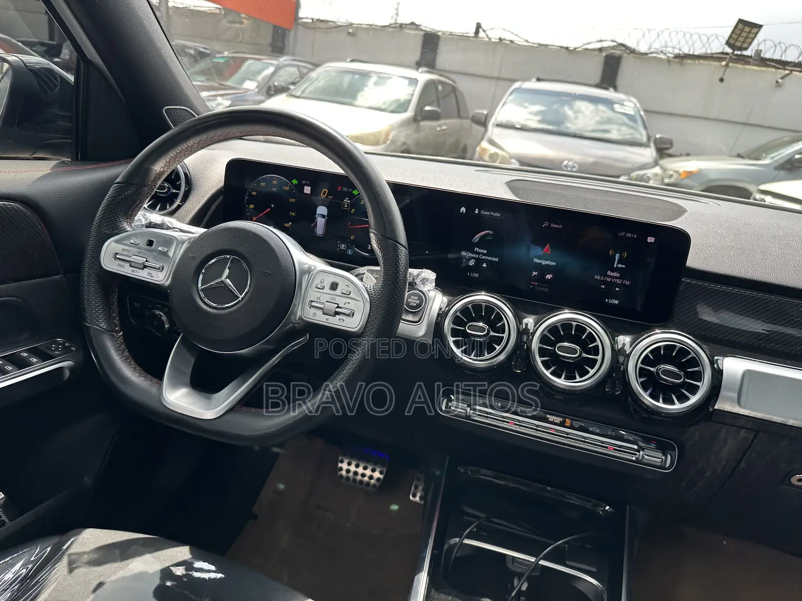 Mercedes-Benz GLB-Class GLB 250 4MATIC 2022 White